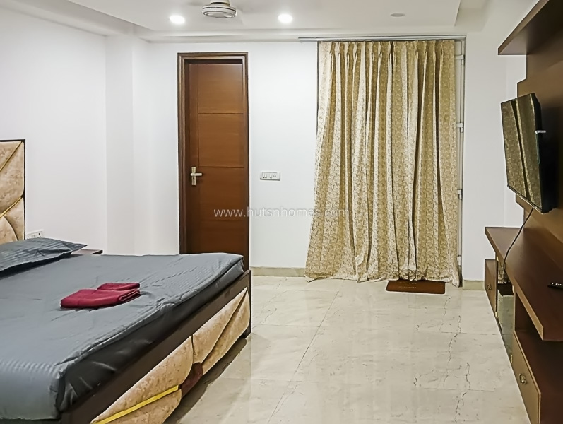 3 BHK Builder Floor For Rent in New Friends Colony