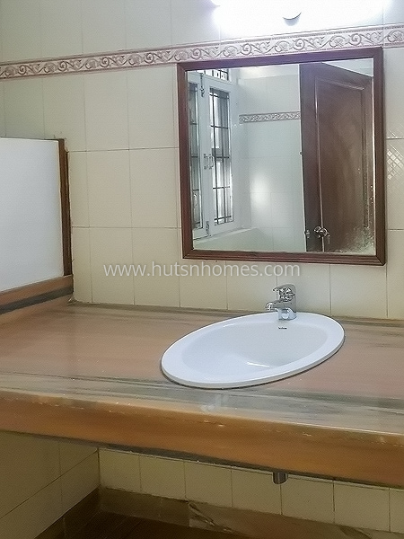 6 BHK House For Rent in Panchsheel Enclave