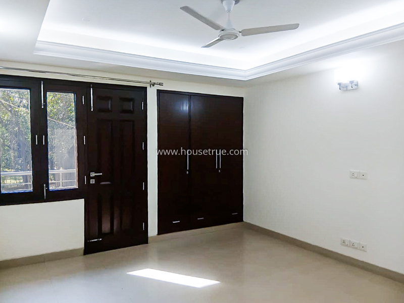 3 BHK Builder Floor For Rent in Defence Colony