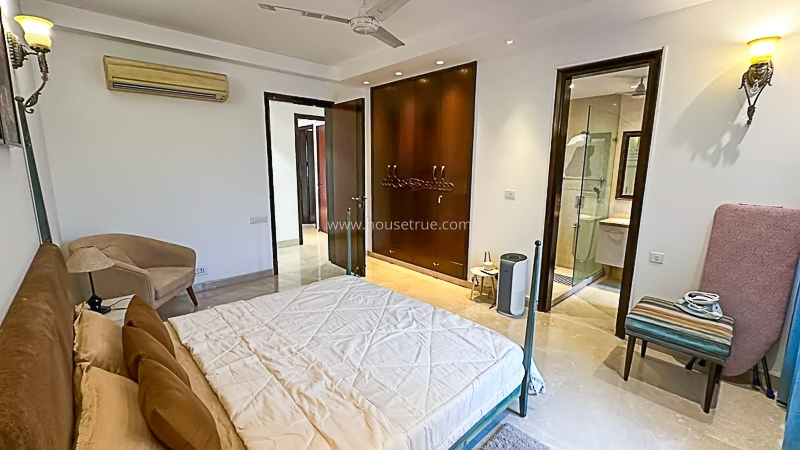 3 BHK Builder Floor For Rent in Defence Colony