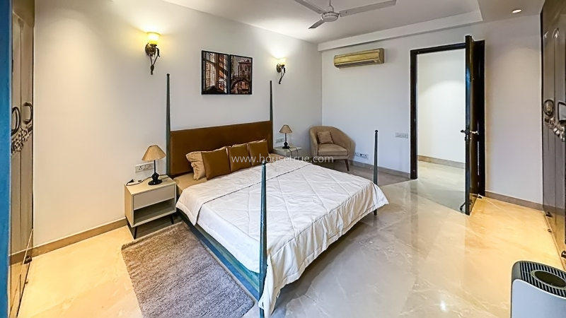 3 BHK Builder Floor For Rent in Defence Colony