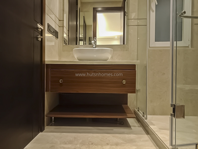 12 BHK Entire-Building For Rent in Anand Niketan