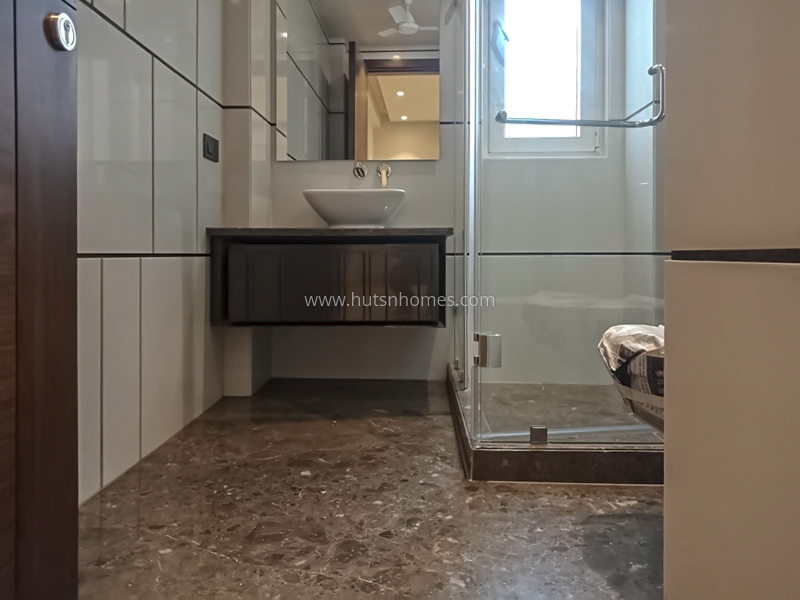 12 BHK Entire-Building For Rent in Anand Niketan