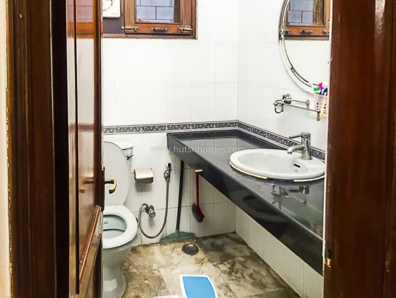 3 BHK Flat For Rent in Anand Niketan