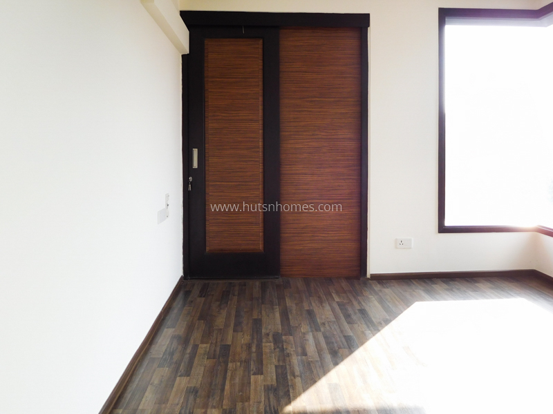3 BHK Flat For Rent in Anand Niketan