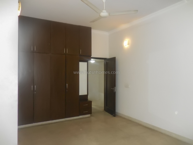 3 BHK Flat For Rent in Anand Niketan