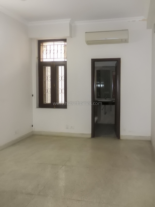 3 BHK Flat For Rent in Anand Niketan