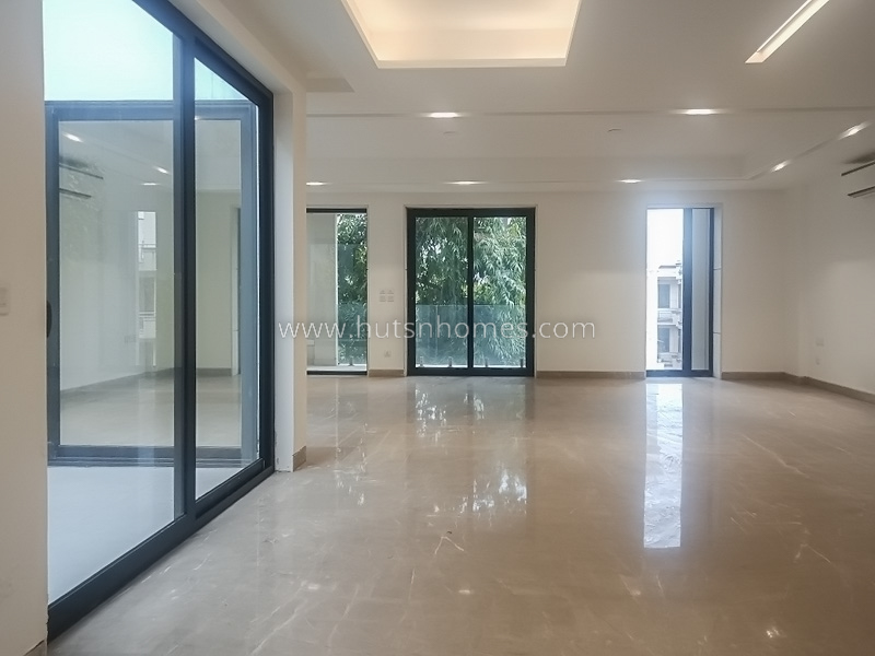 8 BHK Entire-Building For Rent in Anand Niketan