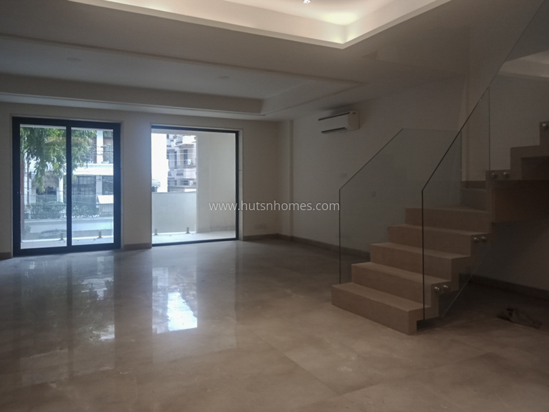 8 BHK Entire-Building For Rent in Anand Niketan