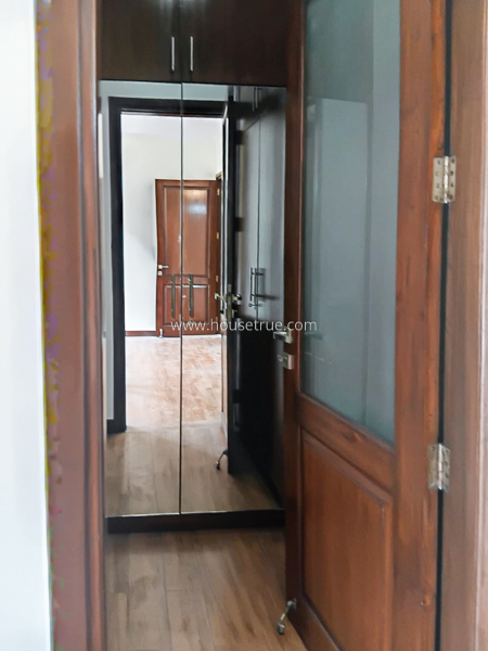 3 BHK Flat For Rent in Defence Colony