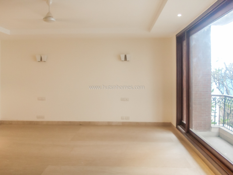4 BHK Builder Floor For Rent in South Extension 2