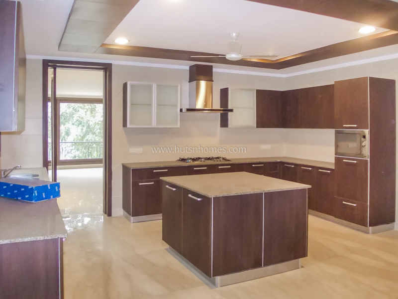 4 BHK Builder Floor For Rent in South Extension 2