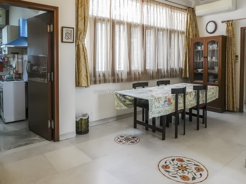 3 BHK Flat For Rent in Maharani Bagh