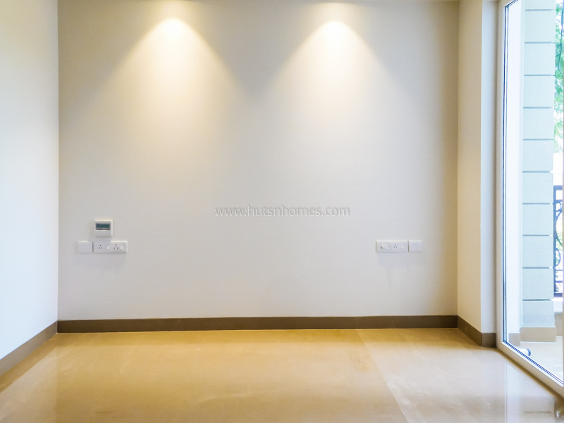 4 BHK Duplex For Rent in Vasant Vihar