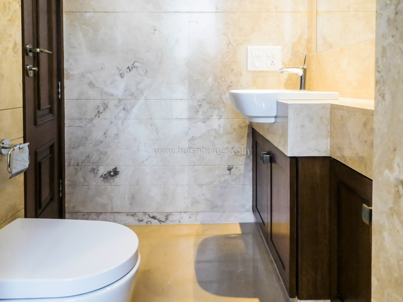 4 BHK Duplex For Rent in Vasant Vihar