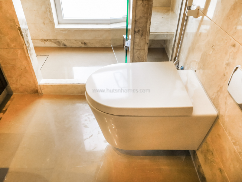 4 BHK Duplex For Rent in Vasant Vihar