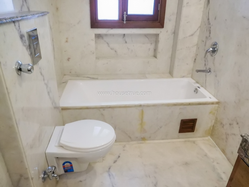 12 BHK Entire-Building For Rent in Defence Colony
