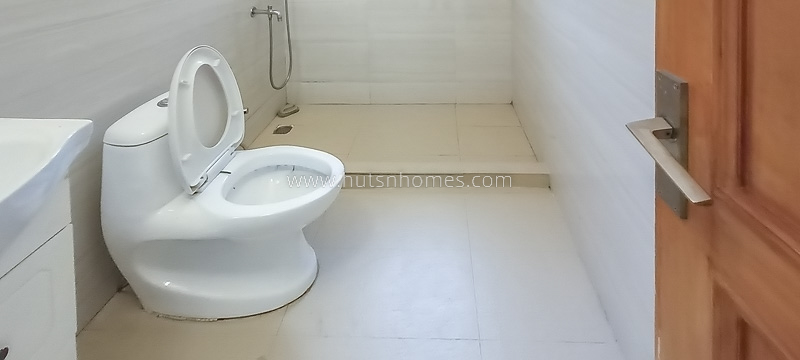 4 BHK House For Rent in Defence Colony