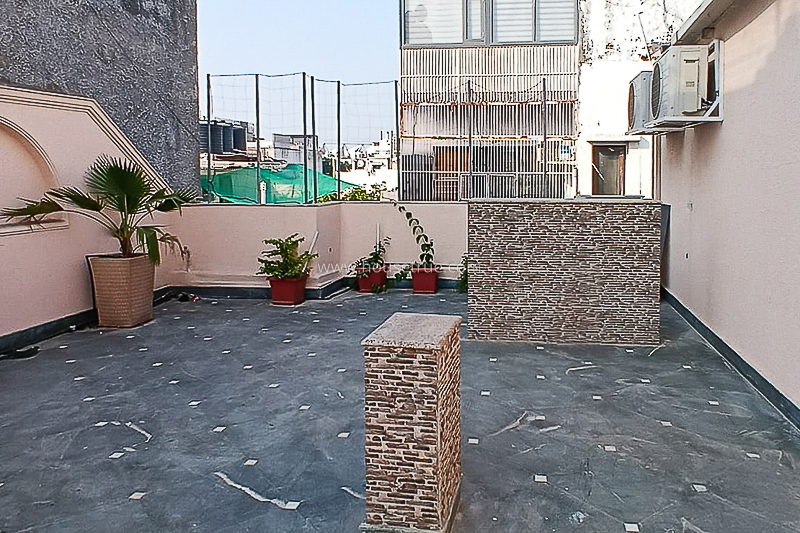 3 BHK Flat For Rent in Defence Colony