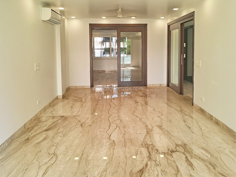 3 BHK Flat For Rent in Defence Colony