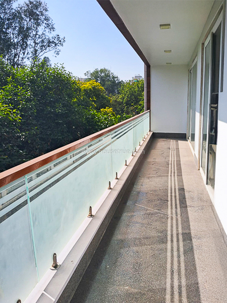 3 BHK Flat For Rent in Defence Colony