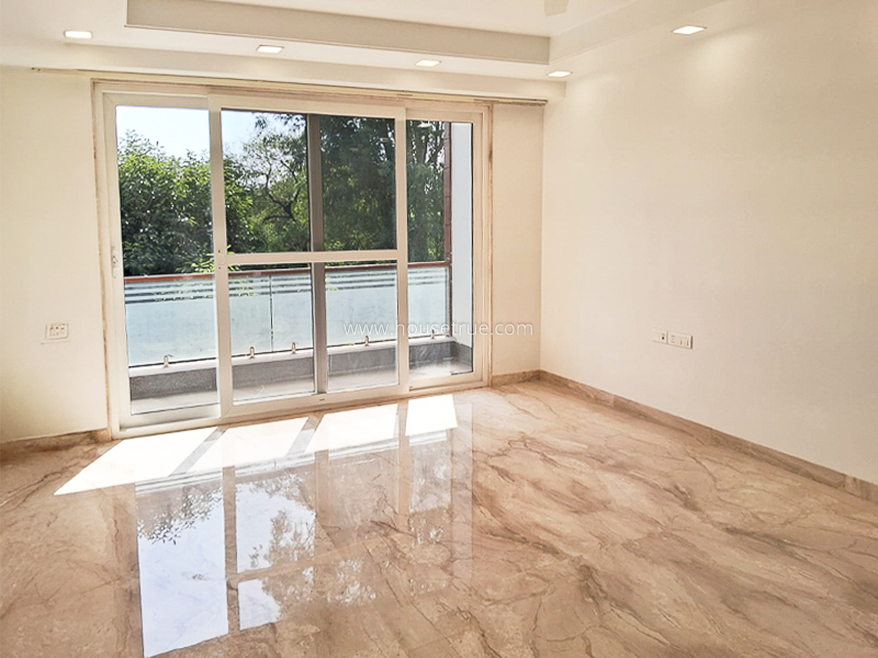 3 BHK Flat For Rent in Defence Colony