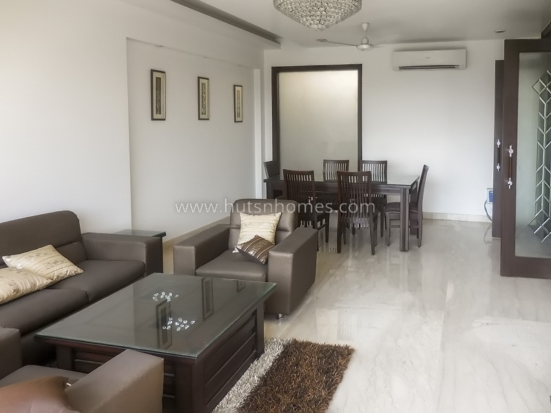 3 BHK Flat For Rent in Defence Colony