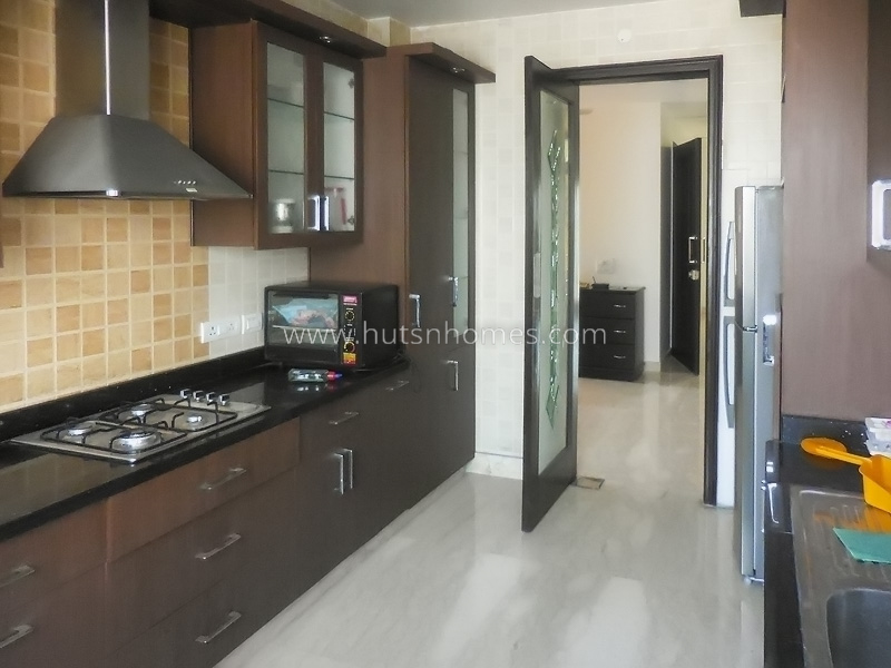 3 BHK Flat For Rent in Defence Colony