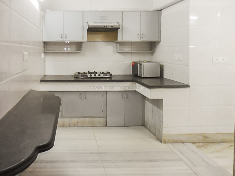 2 BHK Flat For Rent in Defence Colony