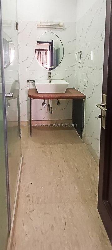 2 BHK Builder Floor For Rent in Defence Colony
