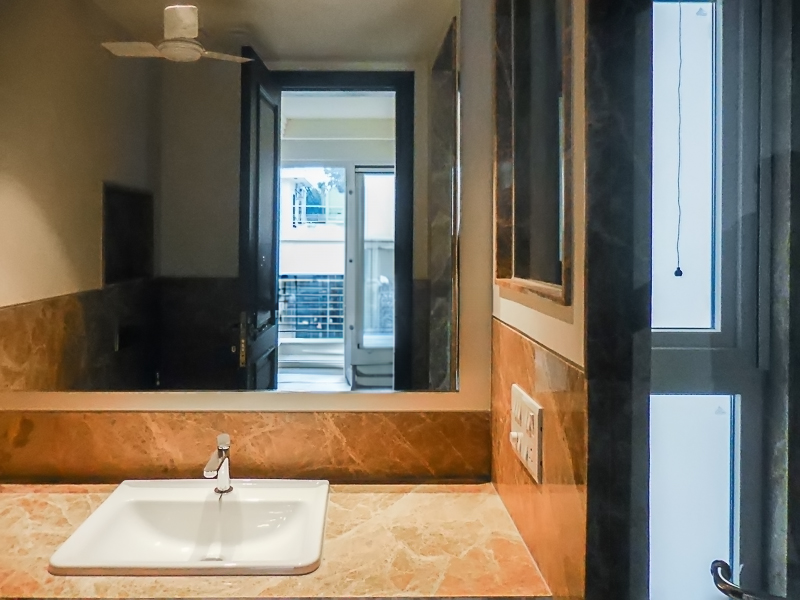 4 BHK Flat For Rent in South Extension 2