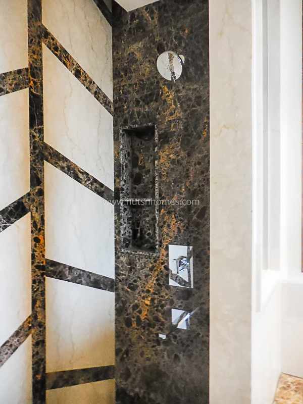 4 BHK Flat For Rent in South Extension 2