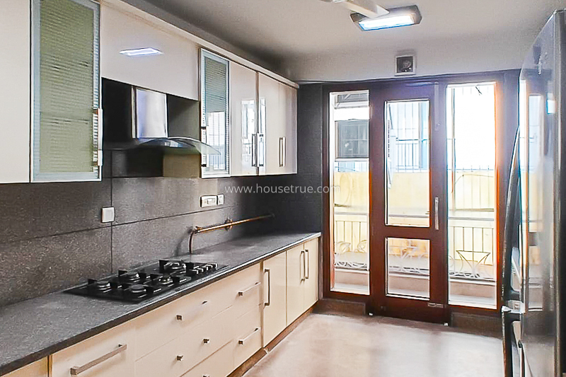 3 BHK Flat For Rent in Defence Colony