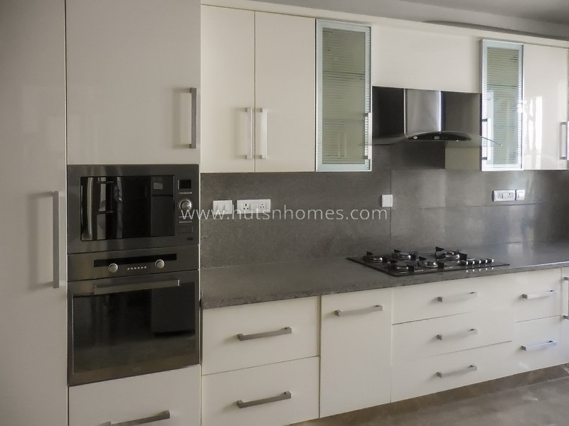 3 BHK Flat For Rent in Defence Colony