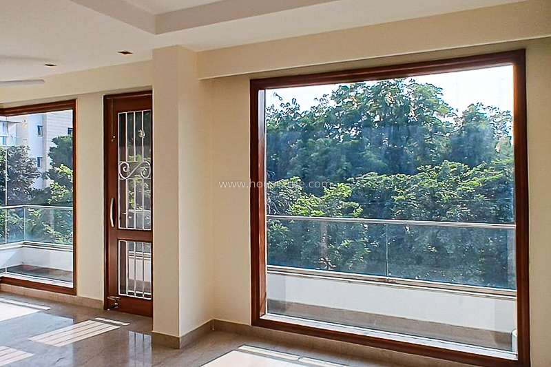 3 BHK Flat For Rent in Defence Colony