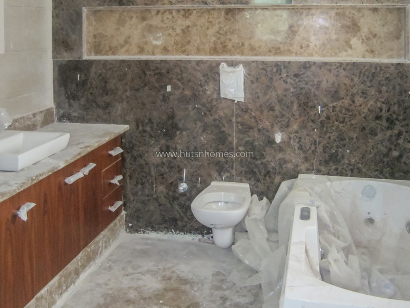 4 BHK Flat For Rent in Greater Kailash Part 1