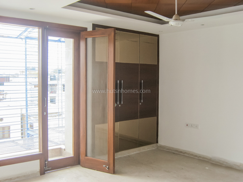 4 BHK Flat For Rent in Greater Kailash Part 1