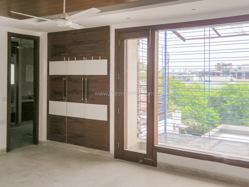 4 BHK Flat For Rent in Greater Kailash Part 1