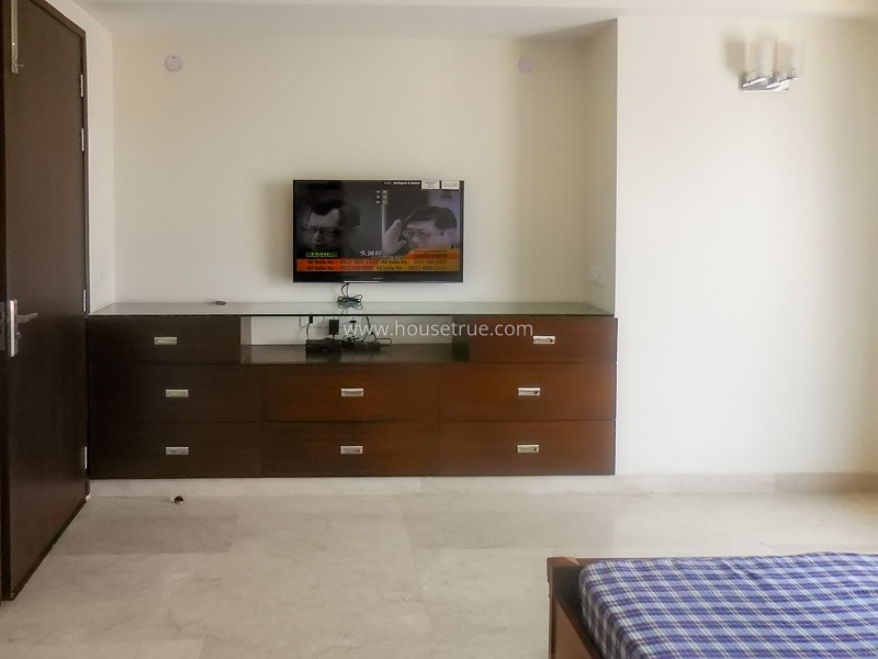 3 BHK Builder Floor For Rent in Defence Colony