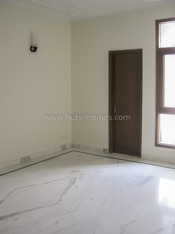 3 BHK Flat For Rent in Vasant Vihar