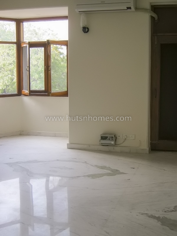3 BHK Flat For Rent in Vasant Vihar