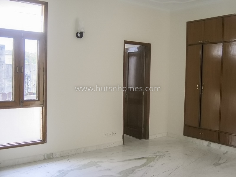 3 BHK Flat For Rent in Vasant Vihar