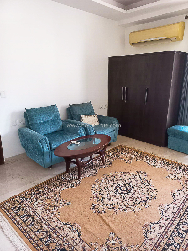 4 BHK Flat For Rent in Defence Colony
