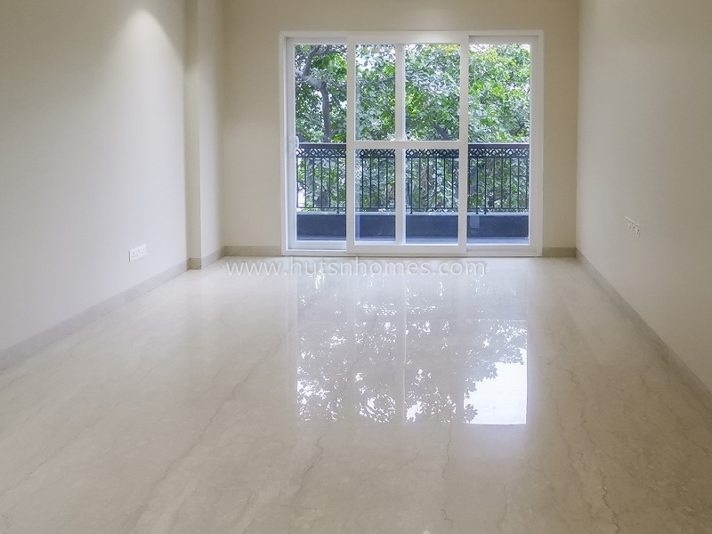3 BHK Flat For Rent in Defence Colony