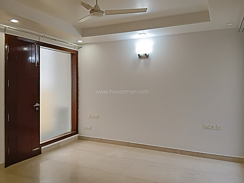 4 BHK Flat For Rent in Defence Colony