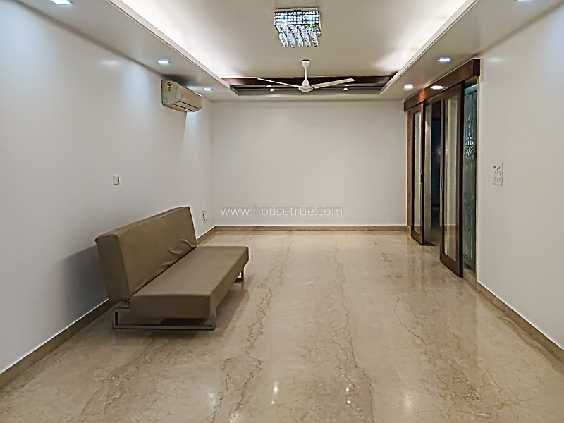 4 BHK Flat For Rent in Defence Colony