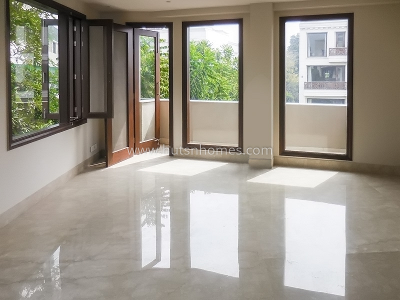 3 BHK Flat For Rent in West End Colony