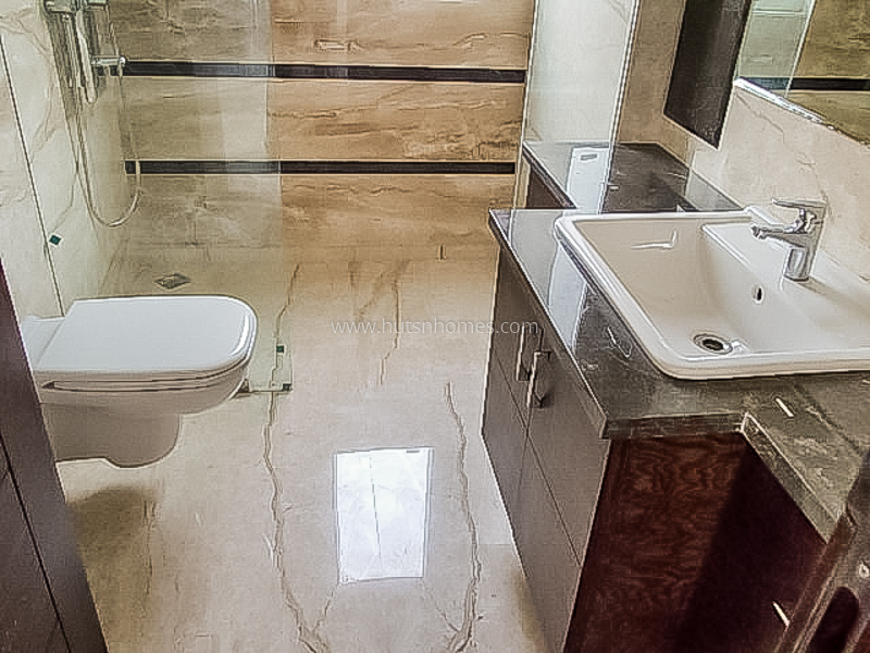 4 BHK Builder Floor For Rent in Defence Colony