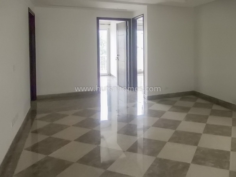 4 BHK Flat For Rent in Defence Colony