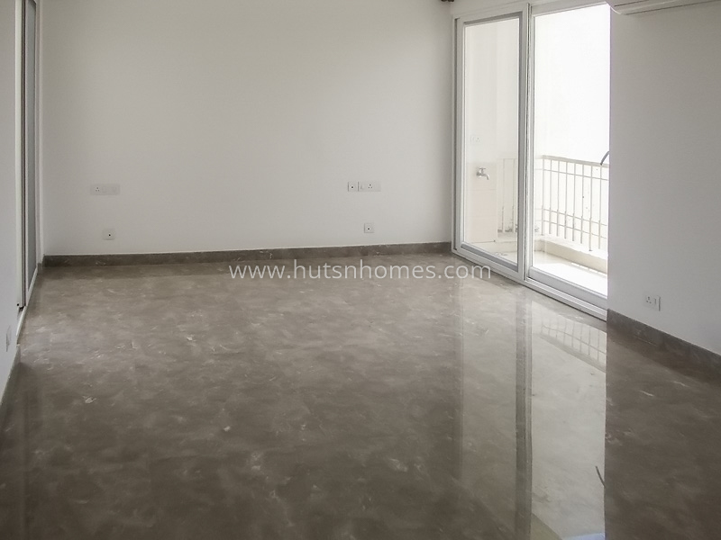 4 BHK Flat For Rent in Defence Colony